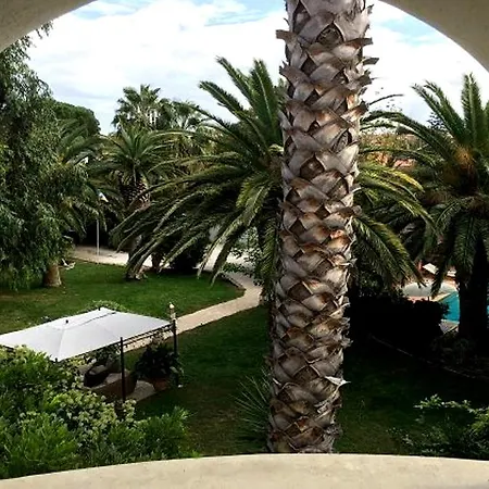 Domaine Saint Nicolas פרפיניין