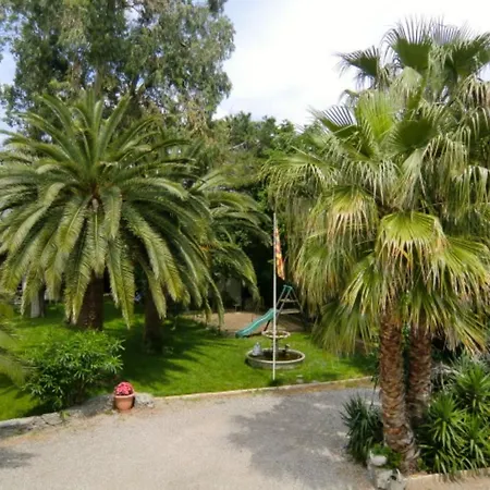 Domaine Saint Nicolas * פרפיניין